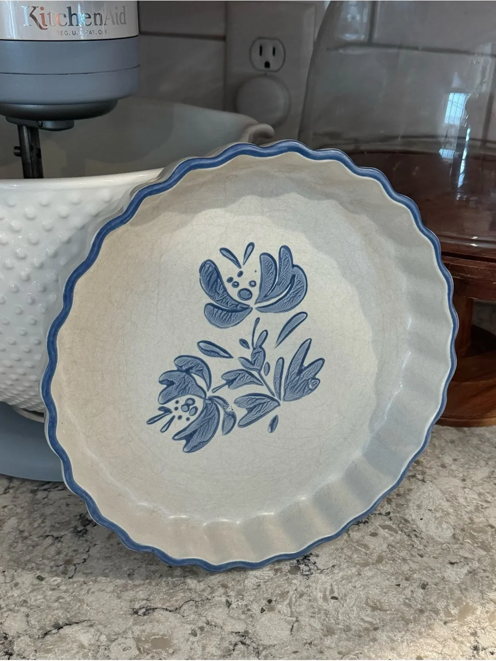 Vintage PFALTZGRAFF Yorktowne 9” Quiche Stoneware Dish